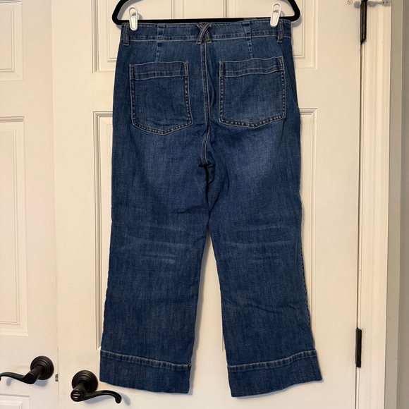 CAbi Carmel Crop #6704 Size 8 EUC - Picture 5 of 11